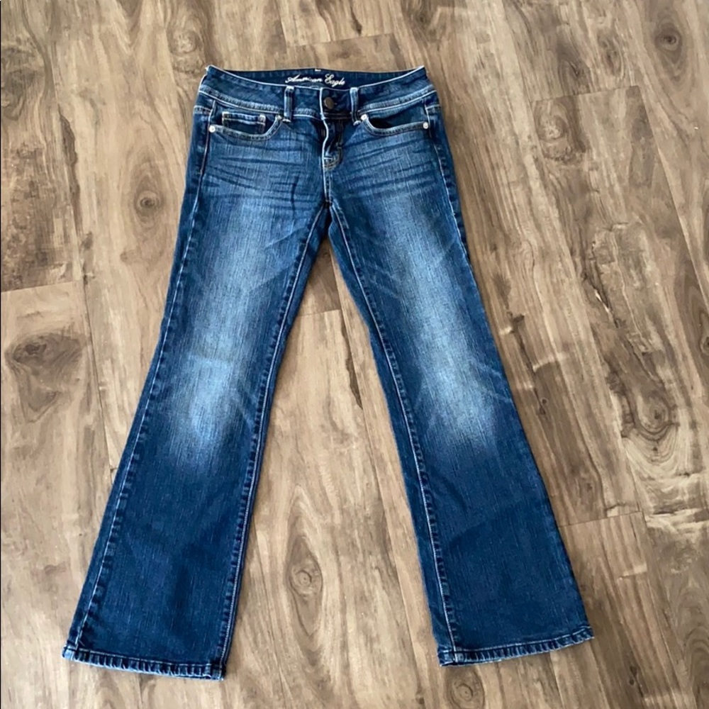 Woman’s American Eagle Stretch Boot Jeans